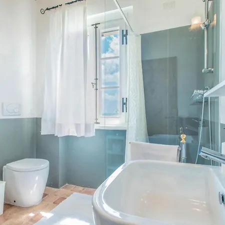 Villa Nucleo Serre Sleeps 10 Pool Wifi